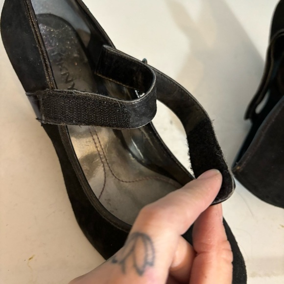 DKNYC Christina women’s black suede wedge heel ballet shoes in size 8 - Picture 10 of 13